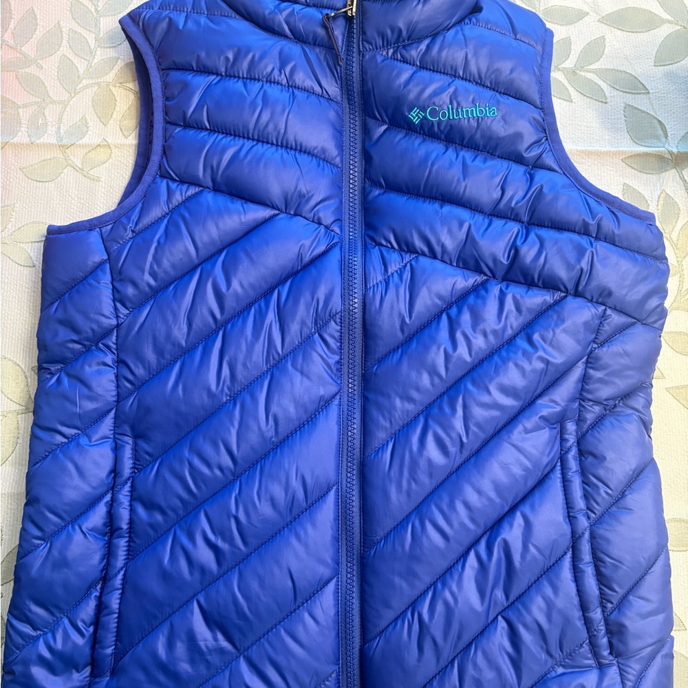 Columbia Kids Vibrant Blue Quilted Vest size Medium 10/12